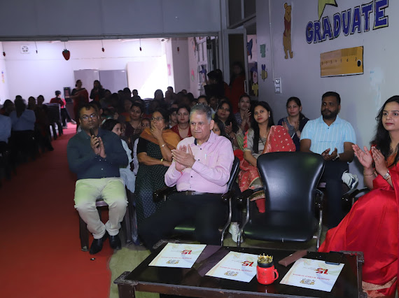 Adarsh World School Dwarka 011 4501 7923, 4501 7924  Award Distribution